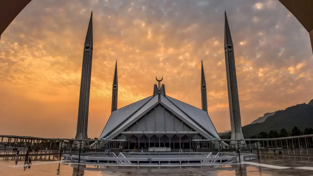 CDA Reclaims Rs1.3 Trillion Worth of Land in Islamabad Faisal Mosque in Islamabad at sunset - CDA reclaims Rs1.3 trillion land