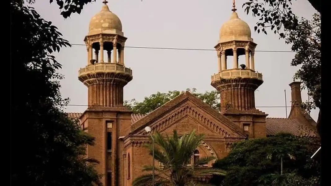 LHC Issues Notices to Foreign Secretary in Contempt Pleas Over Two Pakistanis Detained in UAE The Lahore High Court building. LHC contempt pleas story on notices to the foreign secretary over UAE detainees.
