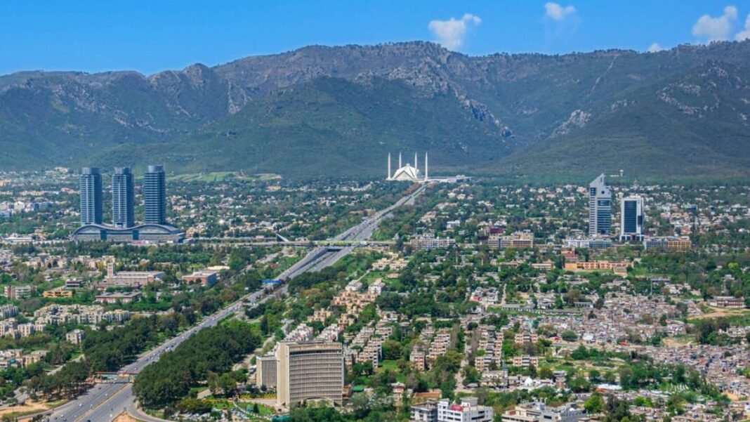 CDA expects Rs500 billion from new commercial project on Islamabad’s G.T. Road Aerial view of Islamabad, where the CDA Commercial Project Islamabad is planned along G.T. Road