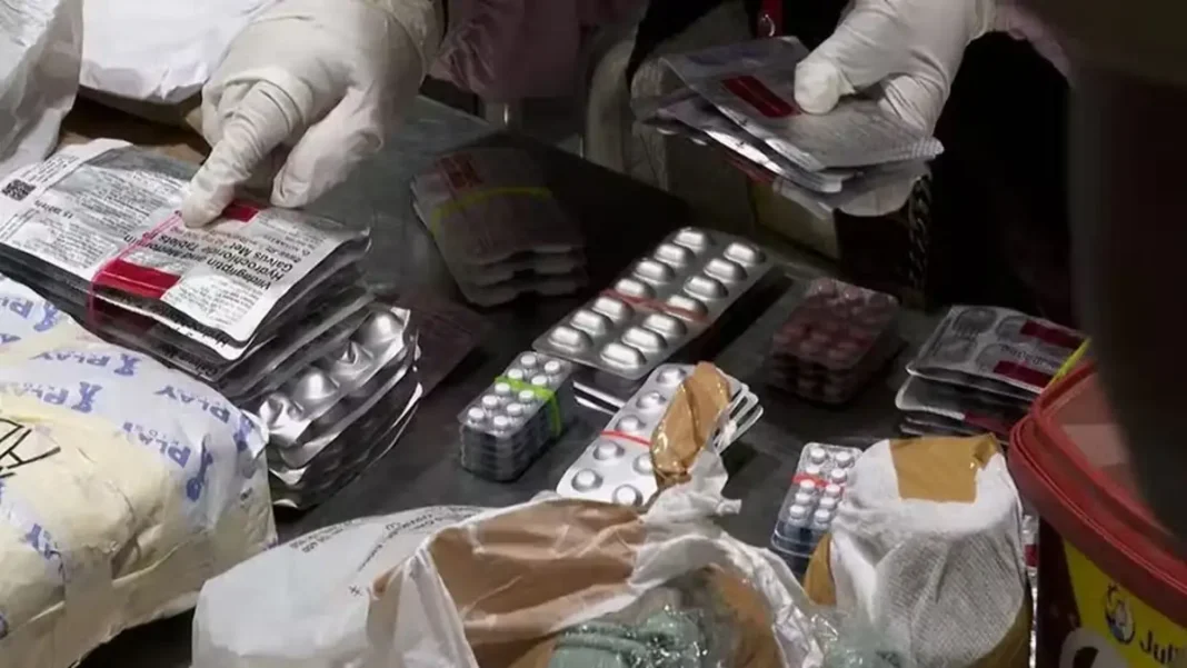 Customs Seizes Rs8 Million Worth of Smuggled Medicines at Karachi Airport Smuggled medicines Karachi airport: seized tablets displayed by customs