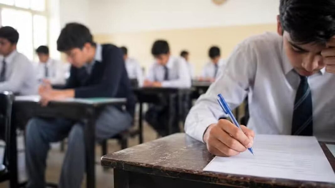 Lahore Board Begins Pilot Test of New E-Sheet Marking System