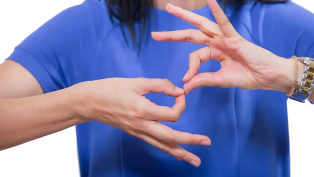 Pakistan Standardises Sign Language With 1,500 Signs