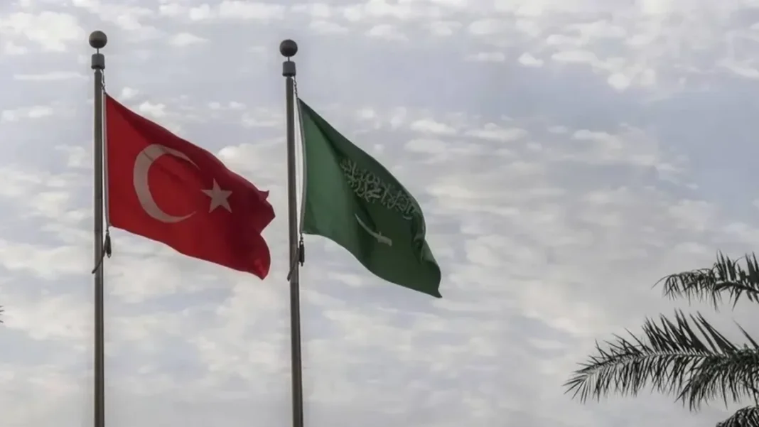 Ishaq Dar to Join Seven Foreign Ministers at First-Ever R4-E3 Meeting in Istanbul on Friday