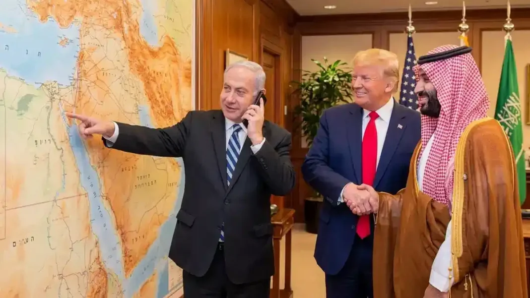 Trump Urges Saudi Arabia to Accept Israel’s Help Against Houthis Trump Saudi Arabia Israel Houthis - Trump with Netanyahu and MBS
