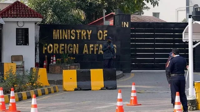 Pakistan Condemns Houthi Attacks Near Makkah, Madinah Ministry of Foreign Affairs in Islamabad, after Pakistan condemns Houthi attacks.