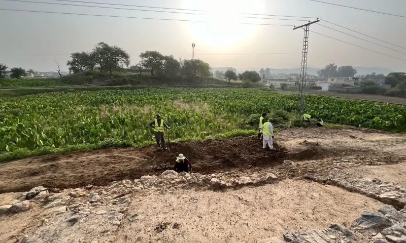 Archaeologists unearth 160-year-old mystery structure at Jandial near Taxila Workers dig at the Jandial archaeological site near Taxila. The Jandial archaeological discovery revealed a 100m x 50m ancient structure.
