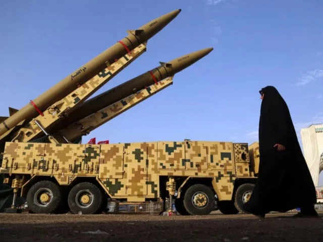 Iran Vows to Strike US Bases and Warships if Ground Invasion Launched Iran Vows to Strike US Bases and Warships if Ground Invasion Launched