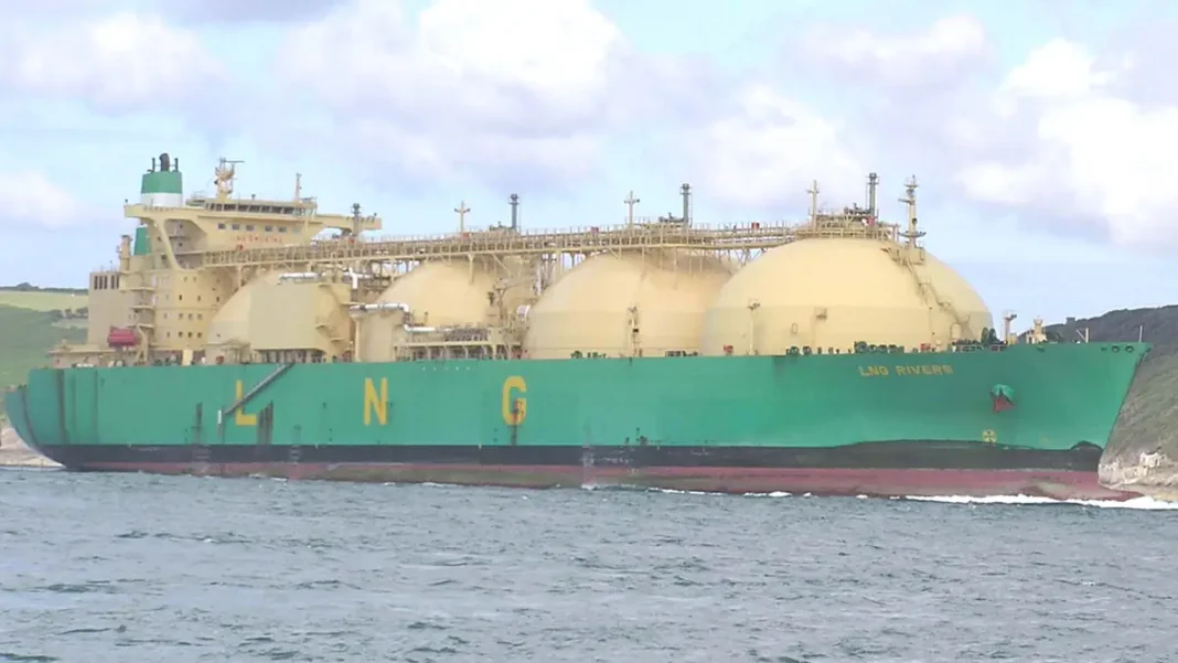 Energas Drops Port Qasim LNG Terminal Plan LNG carrier with spherical storage tanks - Energas Port Qasim LNG terminal