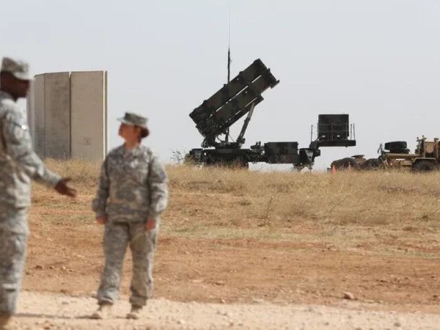US sends additional Patriot batteries to protect Saudi, Qatari energy sites: report US soldiers beside a Patriot launcher as US Patriot batteries deploy to Saudi and Qatari energy sites
