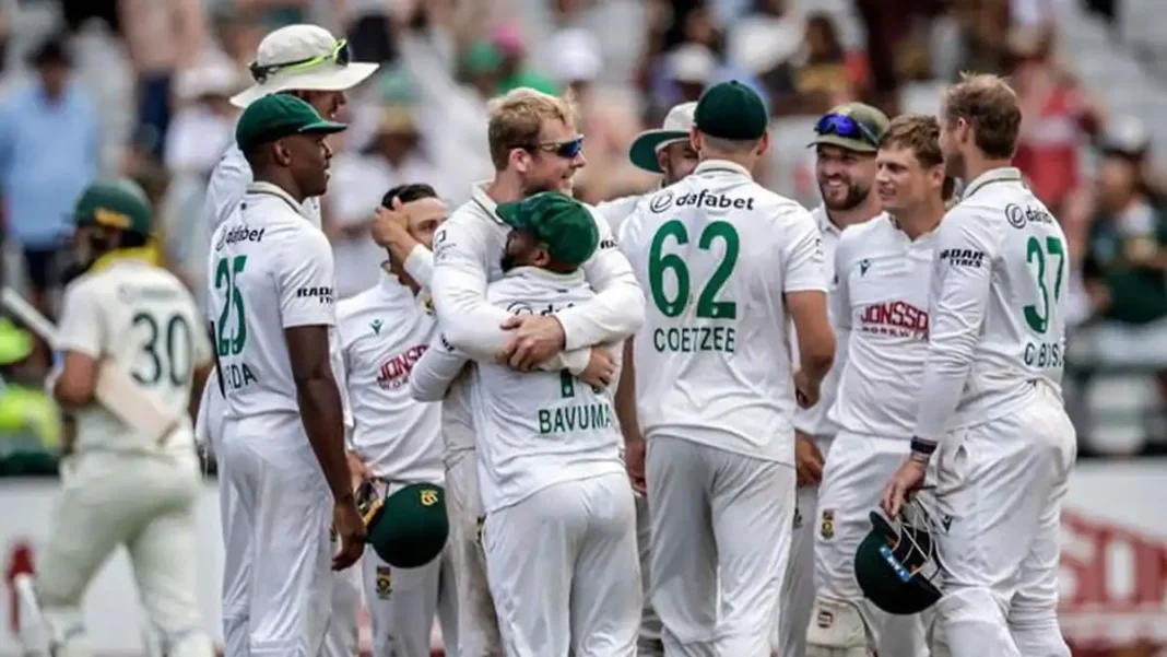 South Africa Beat Australia to Clinch Test Series South Africa players celebrate a wicket as South Africa beat Australia in the third Test at Newlands