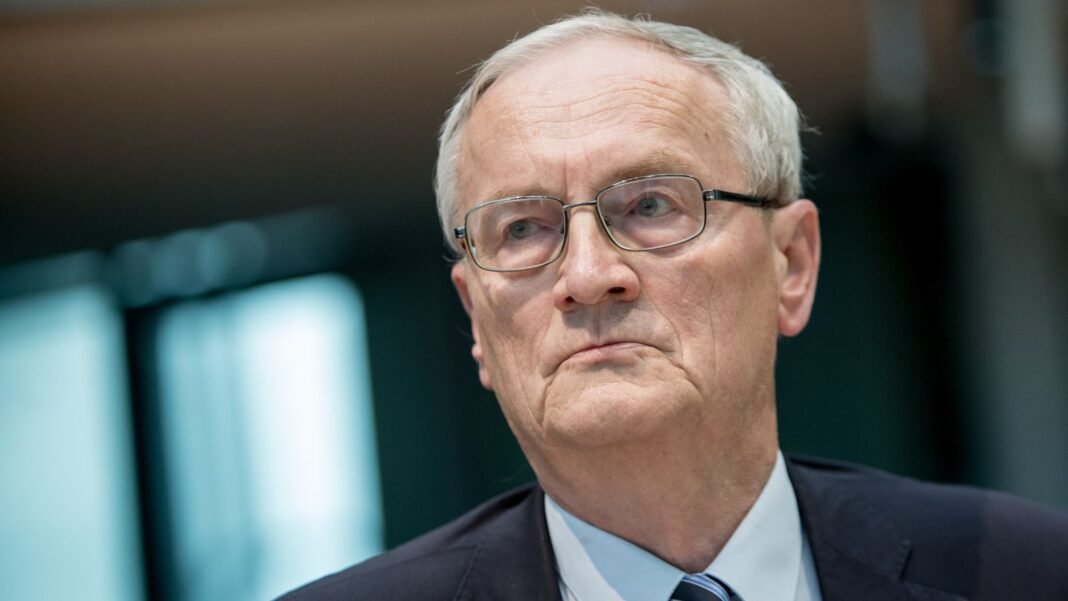 Germany Arrests Ex-Spy Chief August Hanning Over Espionage and Treason Germany Arrests Ex-Spy Chief August Hanning Over Espionage and Treason