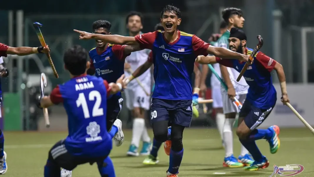 Malaysia Beat Pakistan on Penalties to Win Sultan of Johor Cup Final Sultan of Johor Cup final: Malaysia players celebrate