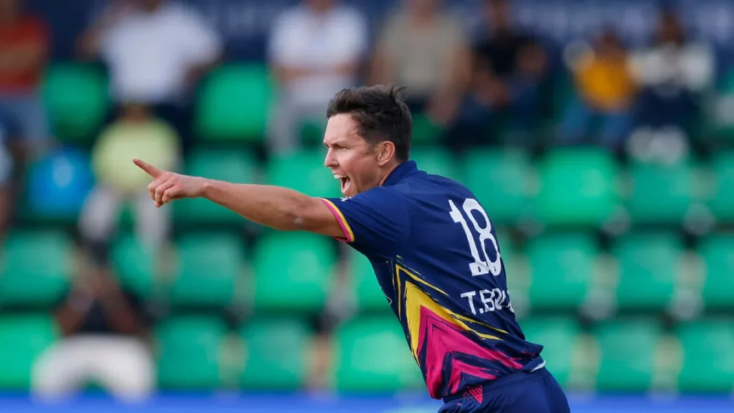 Trent Boult Signs One-Year Deal with Sydney Thunder for BBL 2026-27 New Zealand fast bowler Trent Boult, who signed with Sydney Thunder for BBL 2026-27