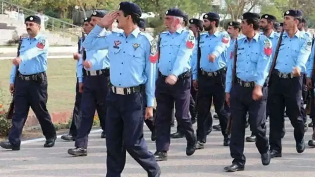 Islamabad Police Leave Rules Give Weekly Day Off Islamabad Police personnel on duty - Islamabad Police leave