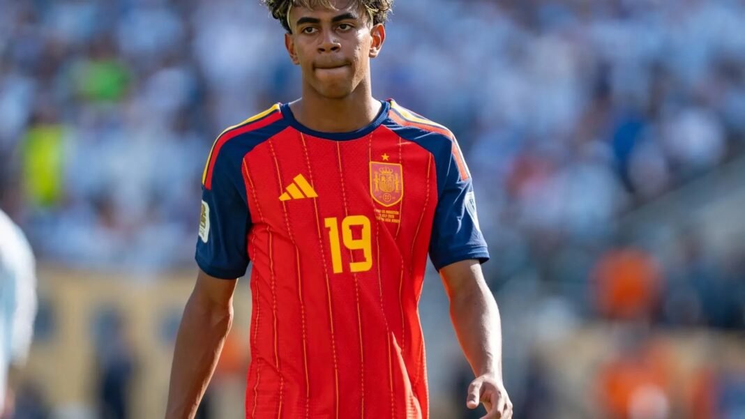 De la Fuente Tips Lamine Yamal for ‘Legend’ Status After Spain Beat Czechia Lamine Yamal: Spain's teenage star scored again in the 3-1 Nations League win over Czechia