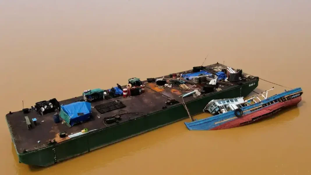 UN Warns El Nino Going ‘Off the Charts’, 50 Million Face Hunger Risk Flooded vessel on muddy waters illustrating the El Nino 2026 warning