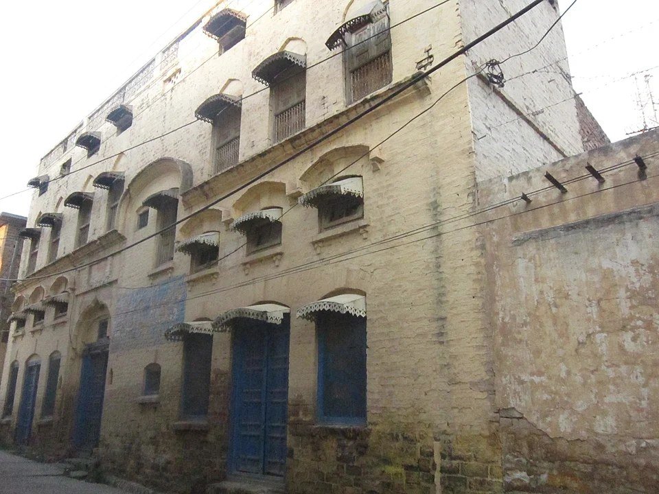 Inderkot Mosque: Why You Should Visit & When to Go | Explore Pakistan Inderkot Mosque: Why You Should Visit & When to Go | Explore Pakistan