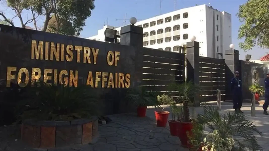 Ishaq Dar Contact: Official Channels to Reach the Foreign Minister The Foreign Office building in Islamabad