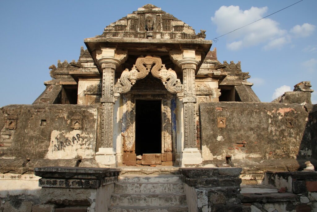 Jain Temple Verawah, Nagarparkar: Why You Should Visit & When to Go | Explore Pakistan Jain Temple Verawah, Nagarparkar: Why You Should Visit & When to Go | Explore Pakistan
