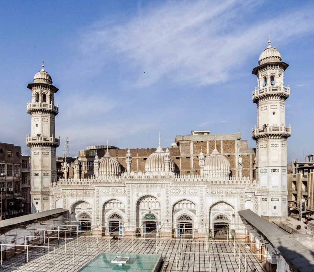 Jamia Masjid Qasaban, Karachi: Why You Should Visit & When to Go | Explore Pakistan Jamia Masjid Qasaban, Karachi: Why You Should Visit & When to Go | Explore Pakistan