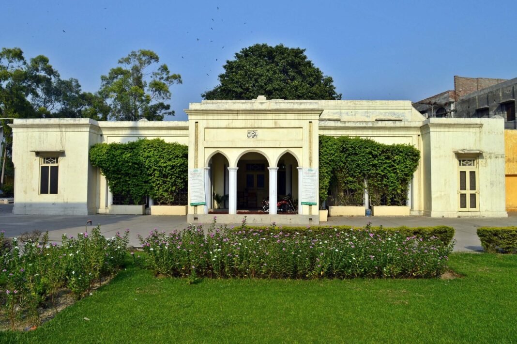 Javaid Manzil: Why You Should Visit & When to Go | Explore Pakistan Javaid Manzil: Why You Should Visit & When to Go | Explore Pakistan