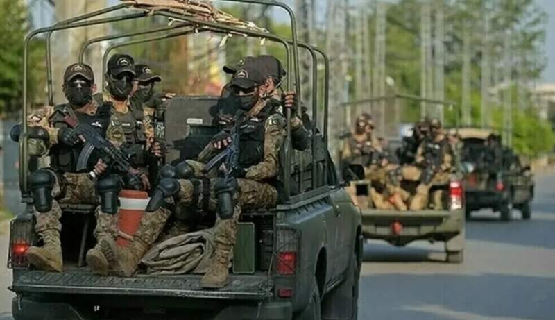 Six Militants Killed in Kachhi Operation, Say Security Sources Security personnel patrolling rugged terrain during the Kachhi Balochistan operation