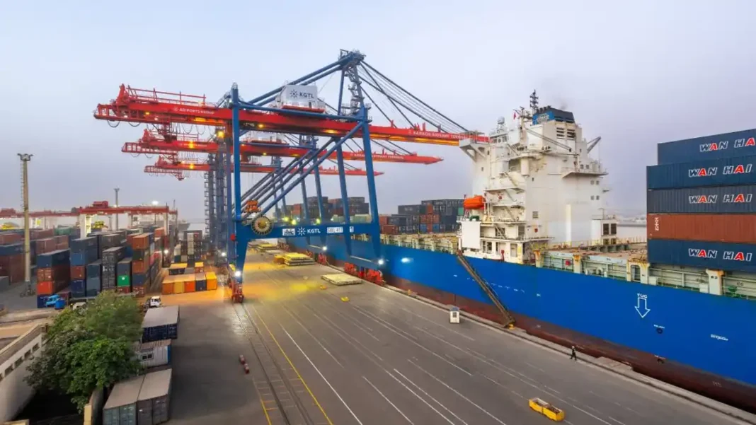 Pakistan’s Sea Ports and Maritime Economy: Karachi to Gwadar Container ships at Karachi Port