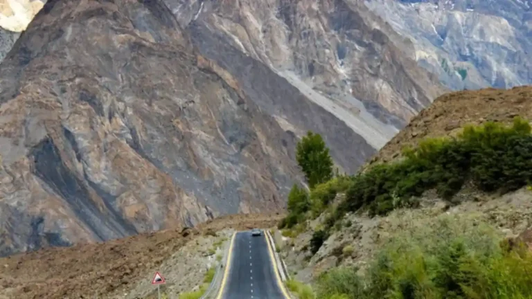 Pakistan-China Border Map: Khunjerab Pass, Route & Districts