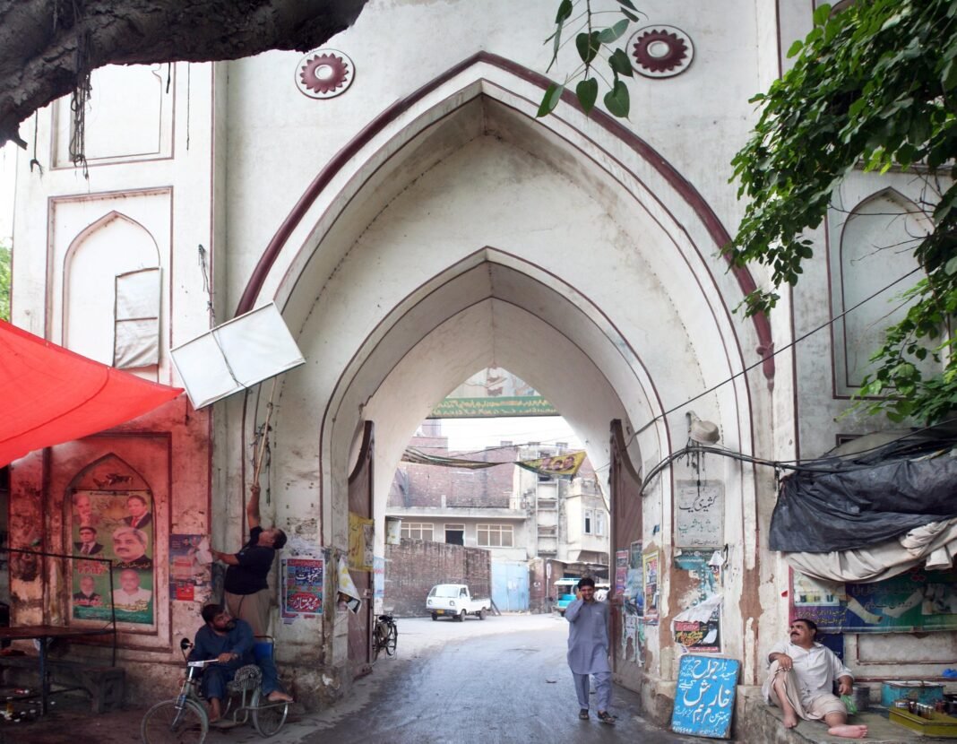 Kashmiri Gate: Why You Should Visit & When to Go | Explore Pakistan Kashmiri Gate: Why You Should Visit & When to Go | Explore Pakistan