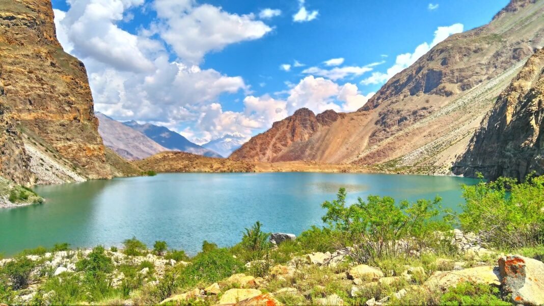 Kharfaq Lake: Why You Should Visit & When to Go | Explore Pakistan