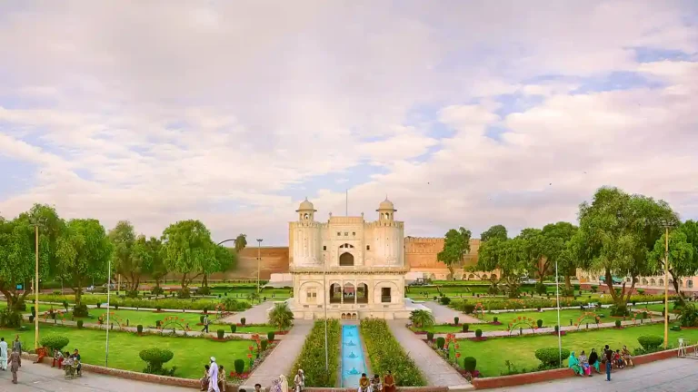 Pakistan History Books PDF: 15 Essential Titles and Where to Find Them