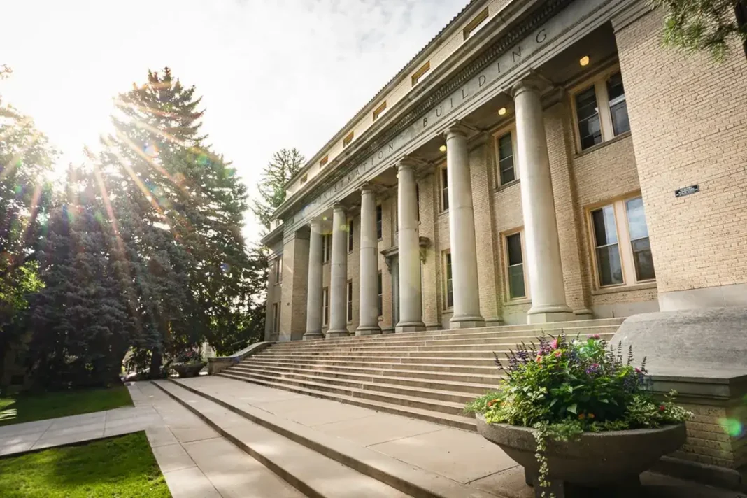 Colorado State Offers Funded Environmental Scholarships