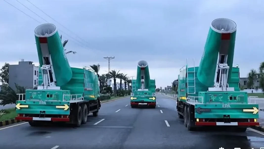Anti-Smog Guns Return to Lahore’s Pollution Hotspots
