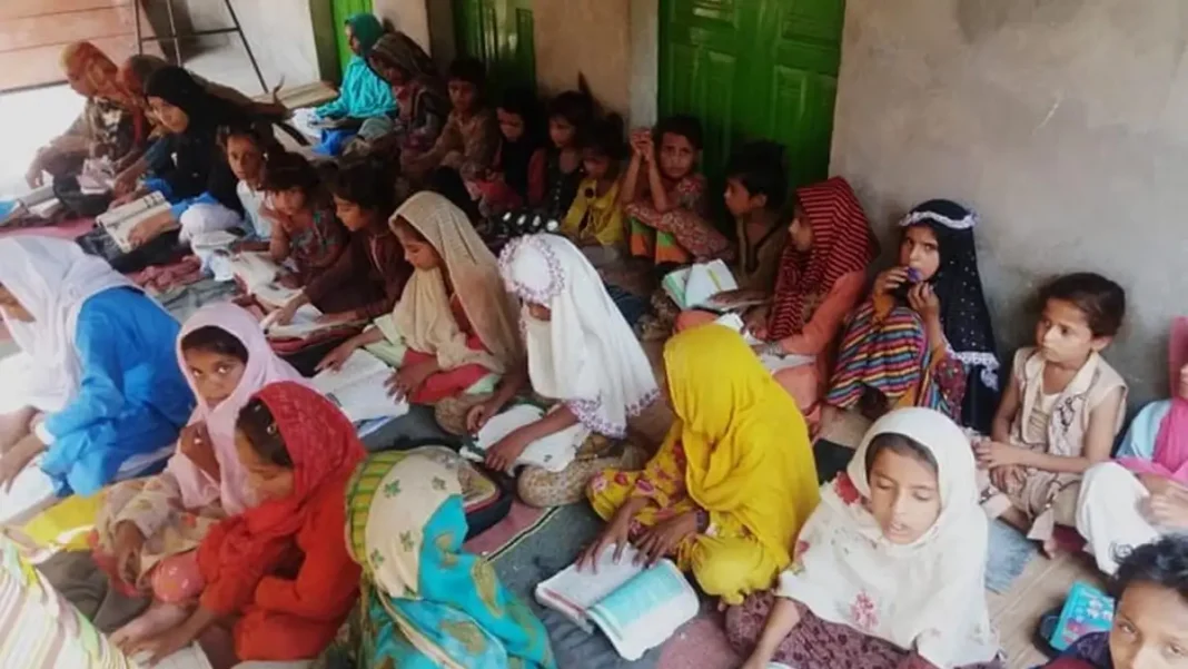 Punjab Announces New Timings for Non-Formal Schools