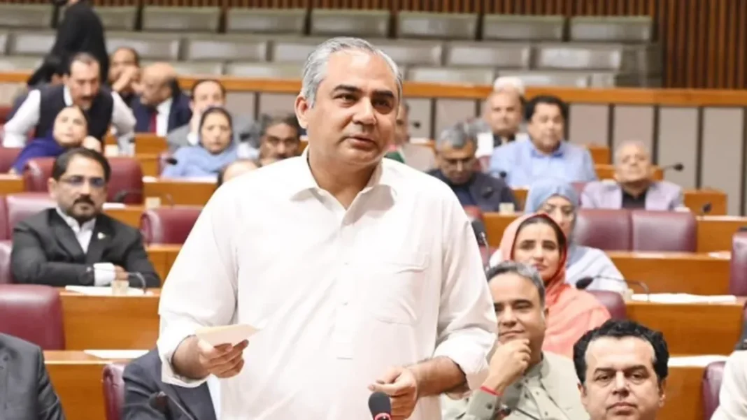 Naqvi Tells Joint Session Govt Exhausted All Options Before K-P Emergency