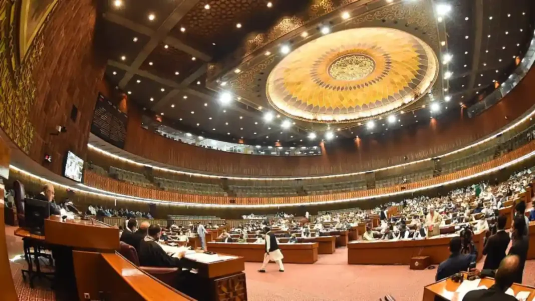 Political System of Pakistan: How Democracy Actually Works Members of the National Assembly of Pakistan during a parliamentary session in Islamabad