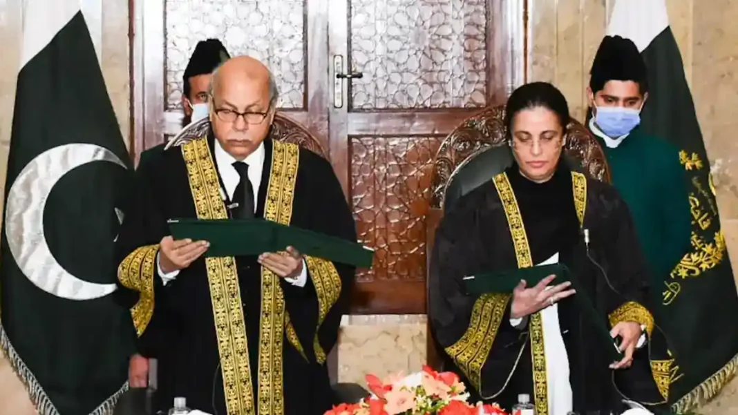Article 175A of Constitution of Pakistan: Judicial Appointments & the Judicial Commission A judge taking oath at the Supreme Court of Pakistan