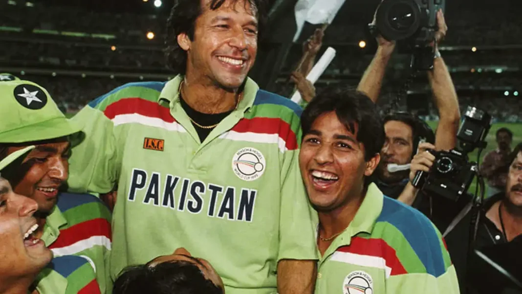 Pakistan 1992 World Cup Photos: Imran’s Cornered Tigers at the MCG Pakistan 1992 World Cup winners - Imran Khan celebrates at the MCG