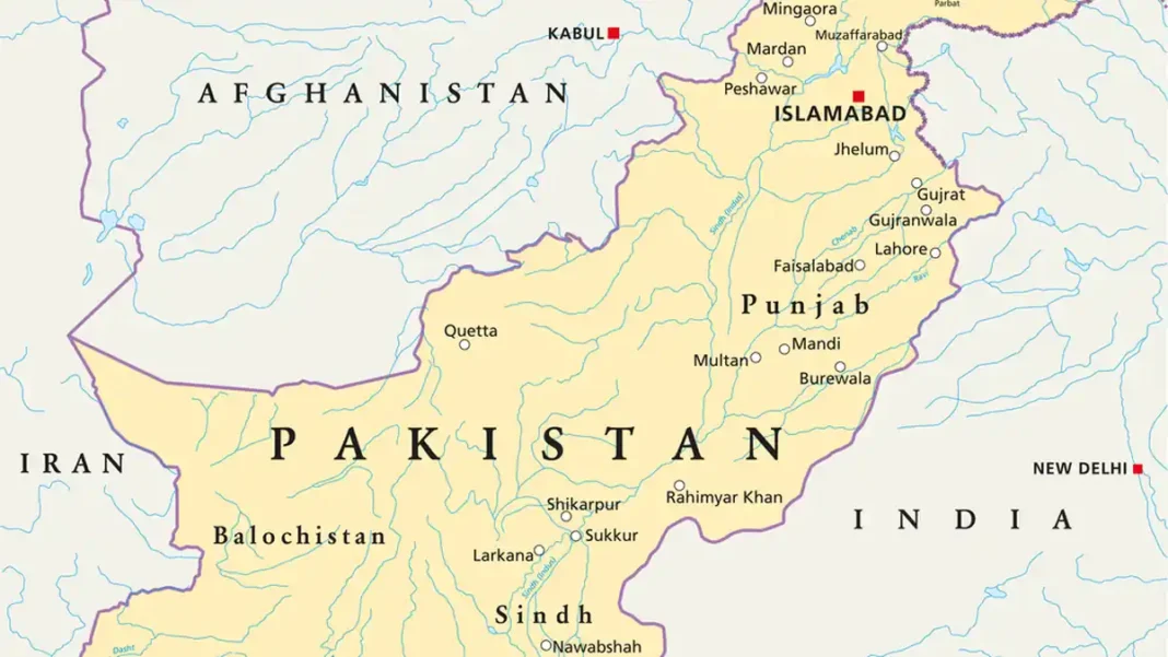 Arabian Sea Location: Which Side of Pakistan Is It On?