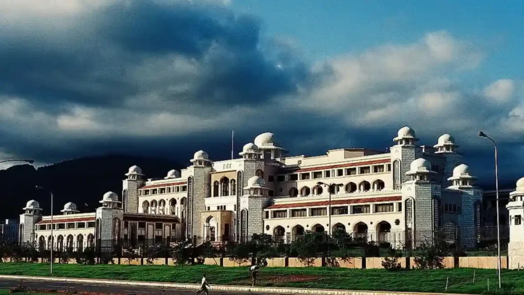 Pakistan Government System: The Federal Parliamentary Model