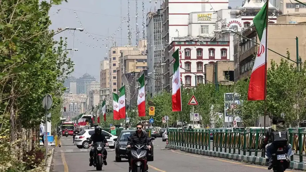 Qatari Delegation in Tehran for Peace Talks