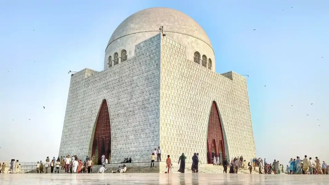 Total Population of Karachi: Census Numbers Explained