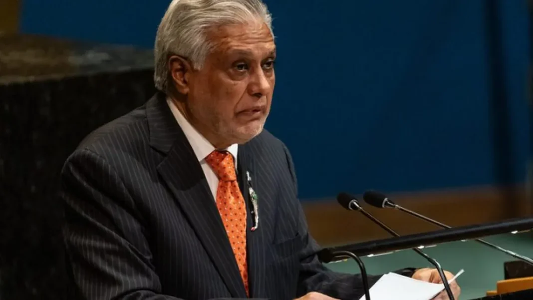 Wazir-e-Kharja of Pakistan: The Urdu Title Explained Ishaq Dar speaking at the United Nations podium